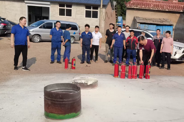 侯馬市智鑫機(jī)械制造有限公司消防演練活動(dòng)